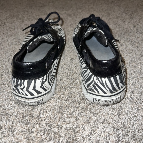 Sperry Topsider Zebra Print Sequin Boat Shoes Size 8.5 - Picture 3 of 7